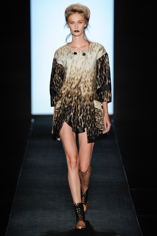 desfile-julianajabour-saopauloinverno2011rtw-107