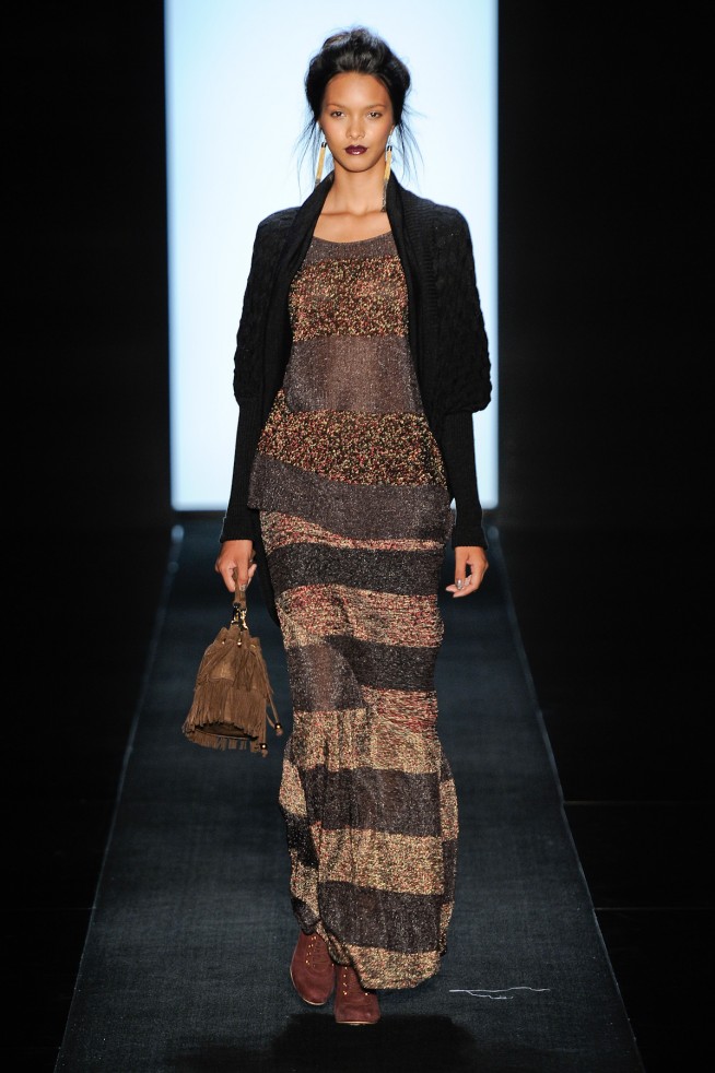 desfile-julianajabour-saopauloinverno2011rtw-113