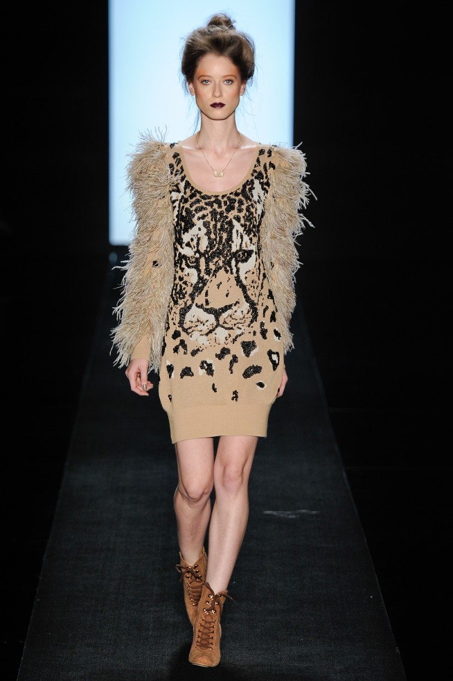 desfile-julianajabour-saopauloinverno2011rtw-118