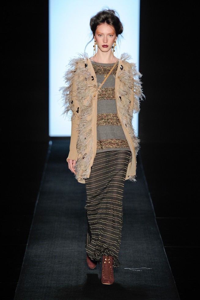 desfile-julianajabour-saopauloinverno2011rtw-120