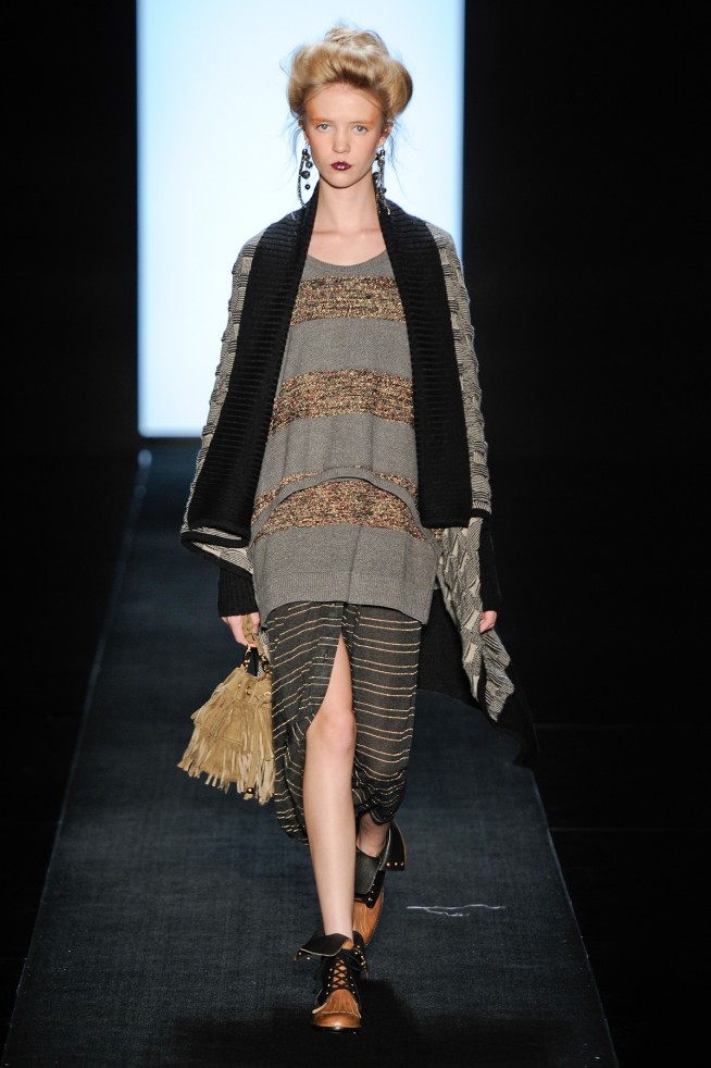 desfile-julianajabour-saopauloinverno2011rtw-121