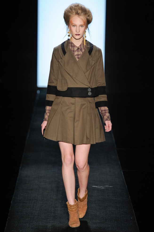 desfile-julianajabour-saopauloinverno2011rtw-126