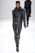 desfile-linovillaventura-saopauloinverno2011rtw-114