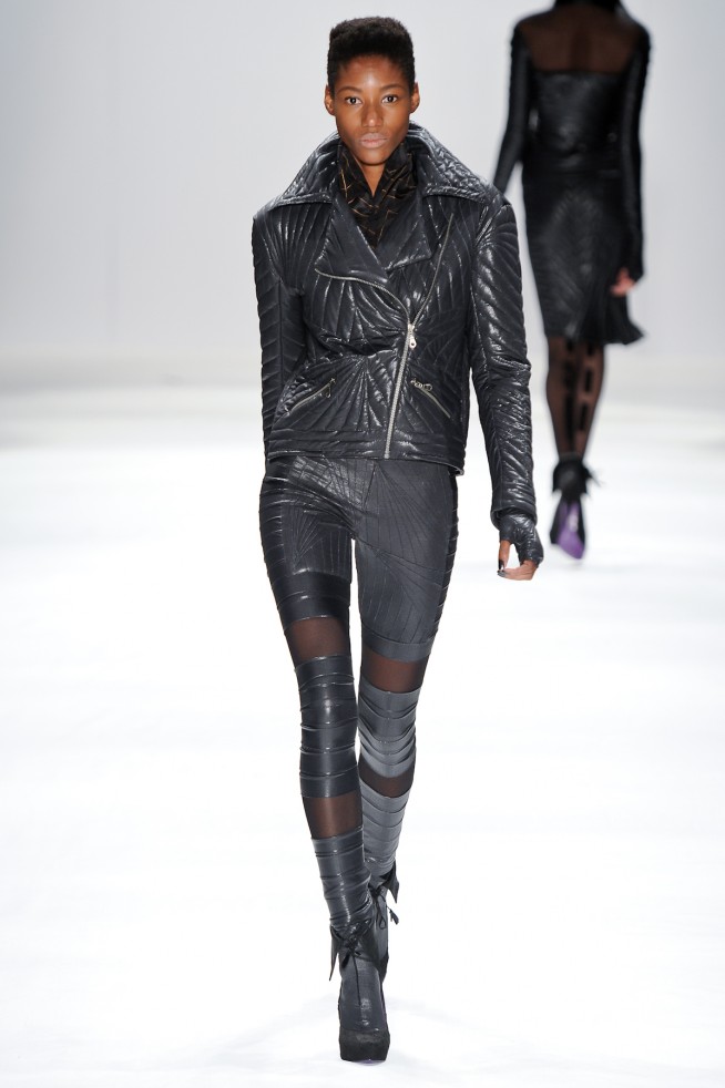 desfile-linovillaventura-saopauloinverno2011rtw-114