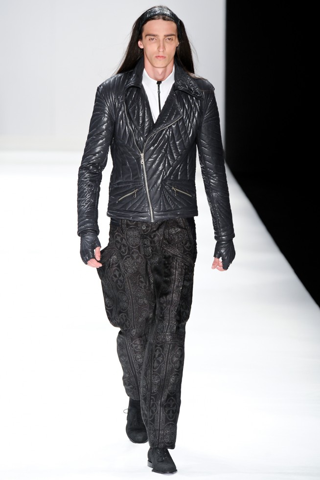desfile-linovillaventura-saopauloinverno2011rtw-115