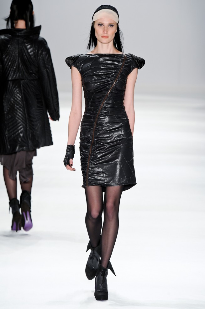 desfile-linovillaventura-saopauloinverno2011rtw-117