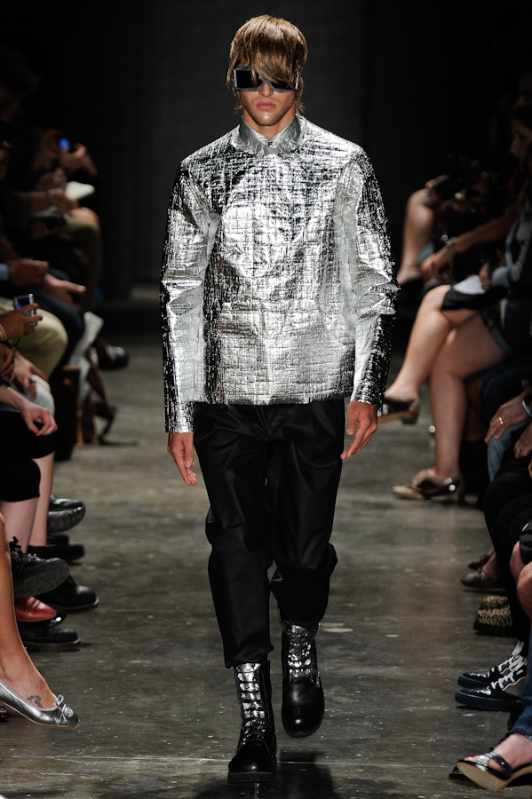 desfile-alexandreherchcovitchmasculino-saopauloinverno2011rtw-102