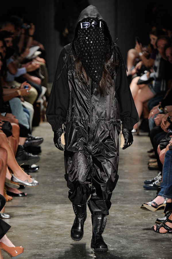 desfile-alexandreherchcovitchmasculino-saopauloinverno2011rtw-108
