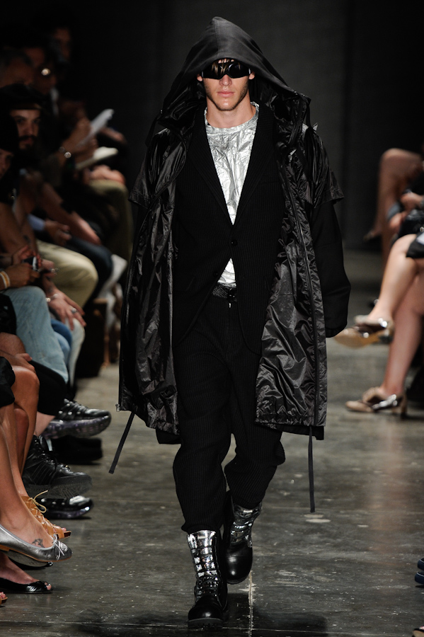 desfile-alexandreherchcovitchmasculino-saopauloinverno2011rtw-111