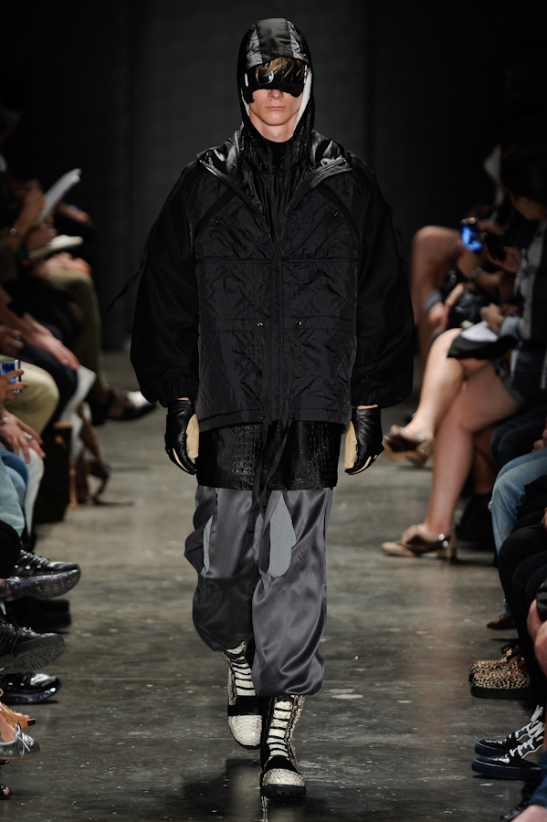 desfile-alexandreherchcovitchmasculino-saopauloinverno2011rtw-112