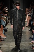 desfile-alexandreherchcovitchmasculino-saopauloinverno2011rtw-116