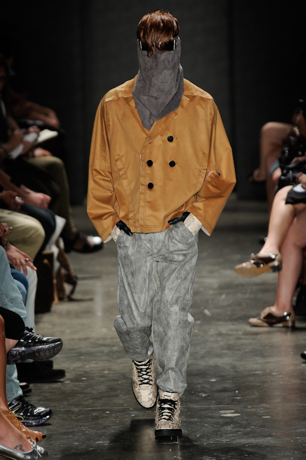 desfile-alexandreherchcovitchmasculino-saopauloinverno2011rtw-121