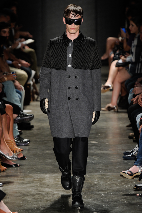 desfile-alexandreherchcovitchmasculino-saopauloinverno2011rtw-126
