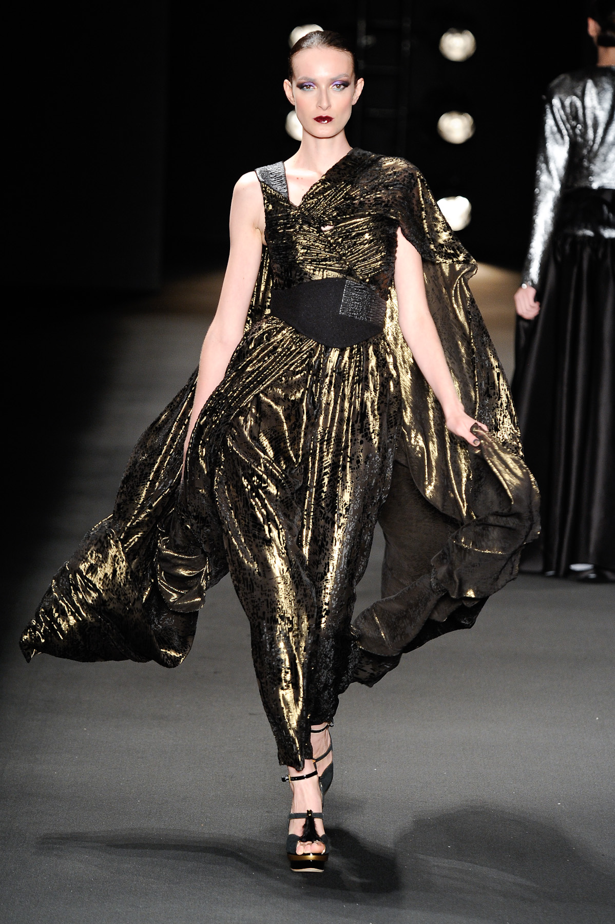 desfile-andrelima-saopauloinverno2011rtw-121