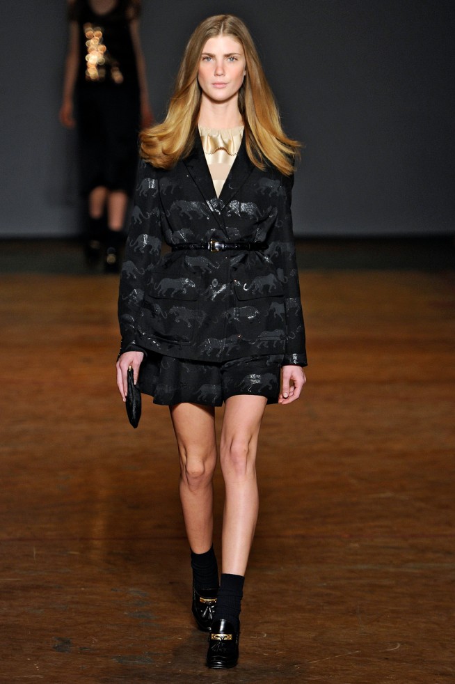 desfiles-marcbymarc-novayorkinverno2011rtw-182