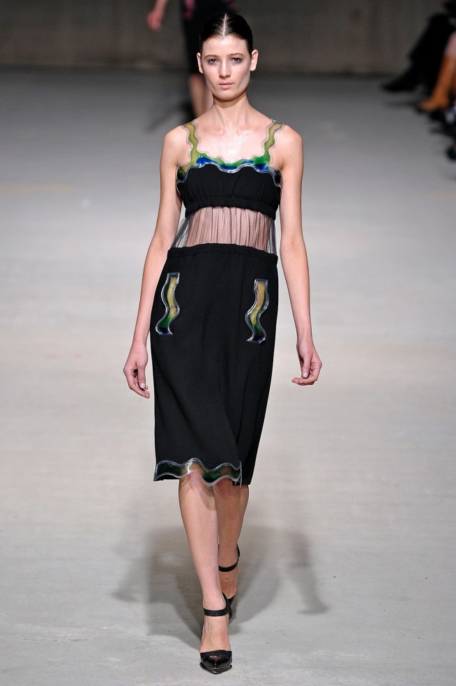 desfiles-ckane-londresinverno2011rtw-121