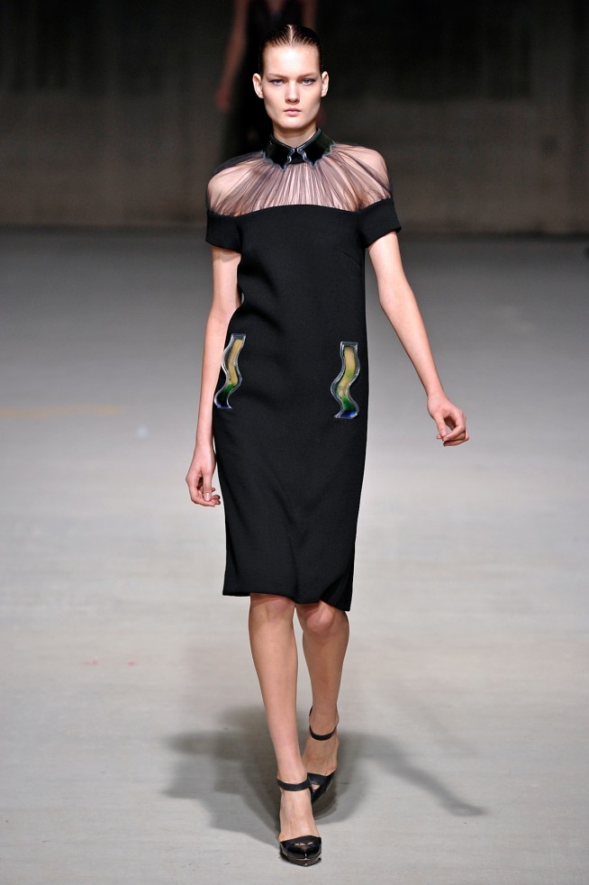 desfiles-ckane-londresinverno2011rtw-123