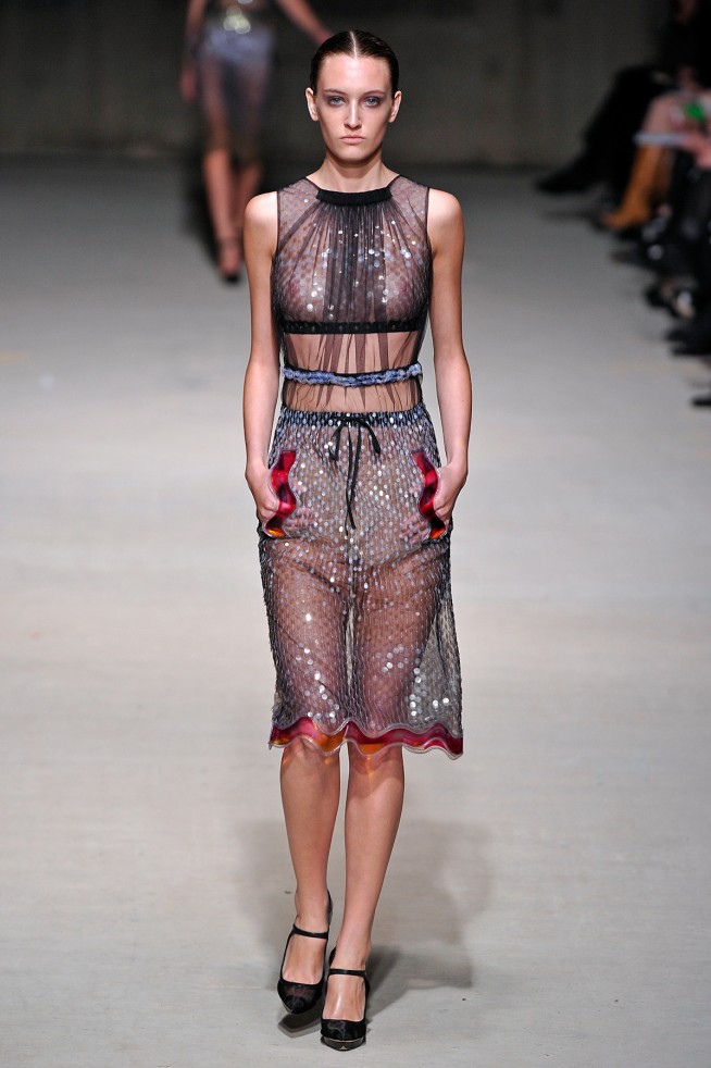 desfiles-ckane-londresinverno2011rtw-125