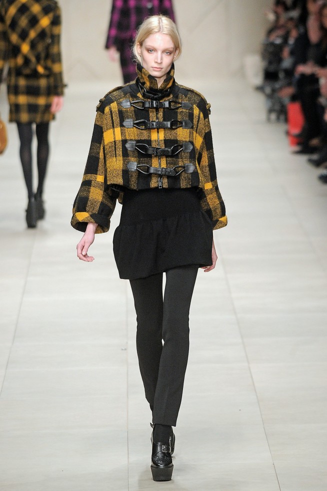 desfiles-burberry-londresinverno2011rtw-113