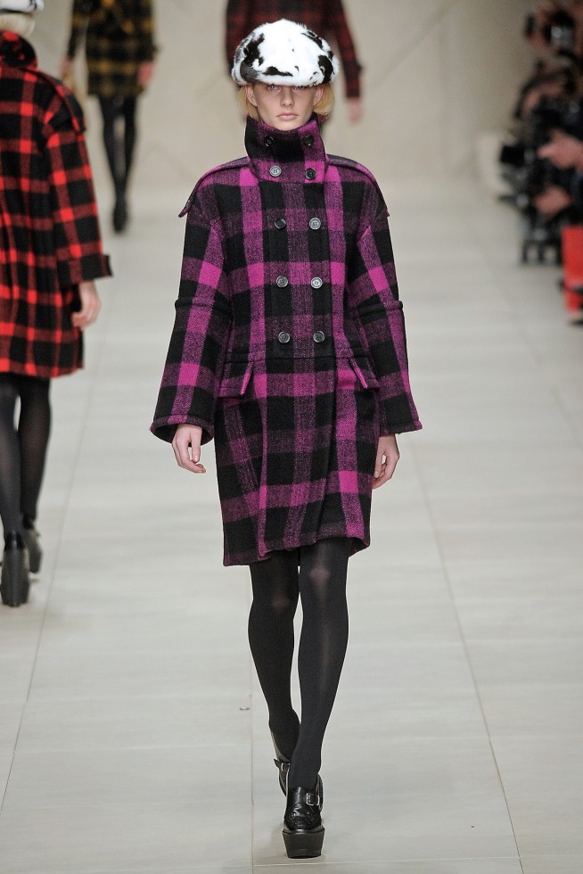 desfiles-burberry-londresinverno2011rtw-114