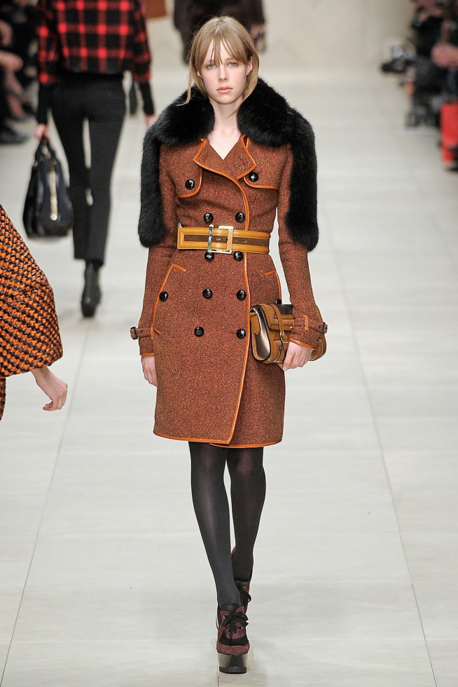 desfiles-burberry-londresinverno2011rtw-119