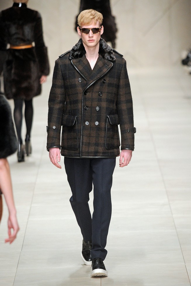 desfiles-burberry-londresinverno2011rtw-122