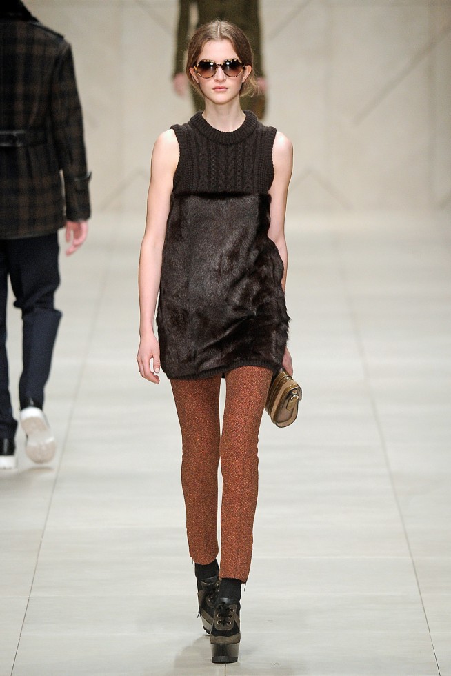 desfiles-burberry-londresinverno2011rtw-124