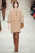 desfiles-burberry-londresinverno2011rtw-126