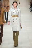 desfiles-burberry-londresinverno2011rtw-132