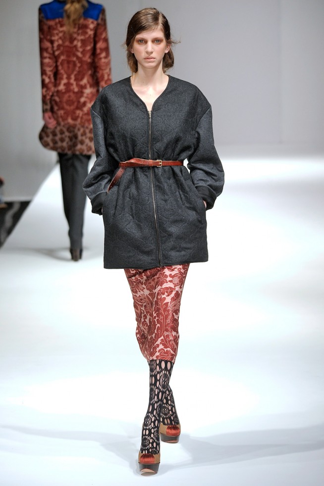 desfiles-clementsribeiro-londresinverno2011rtw-102