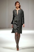 desfiles-clementsribeiro-londresinverno2011rtw-104