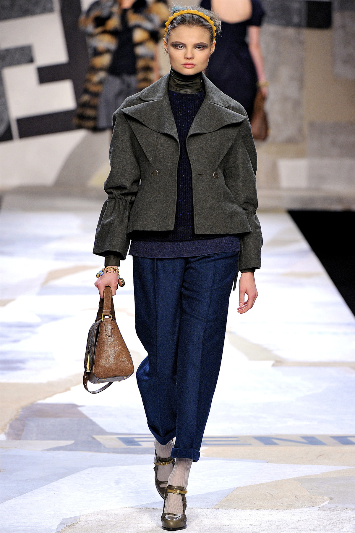 desfiles-fendi-milaoinverno2011rtw-105