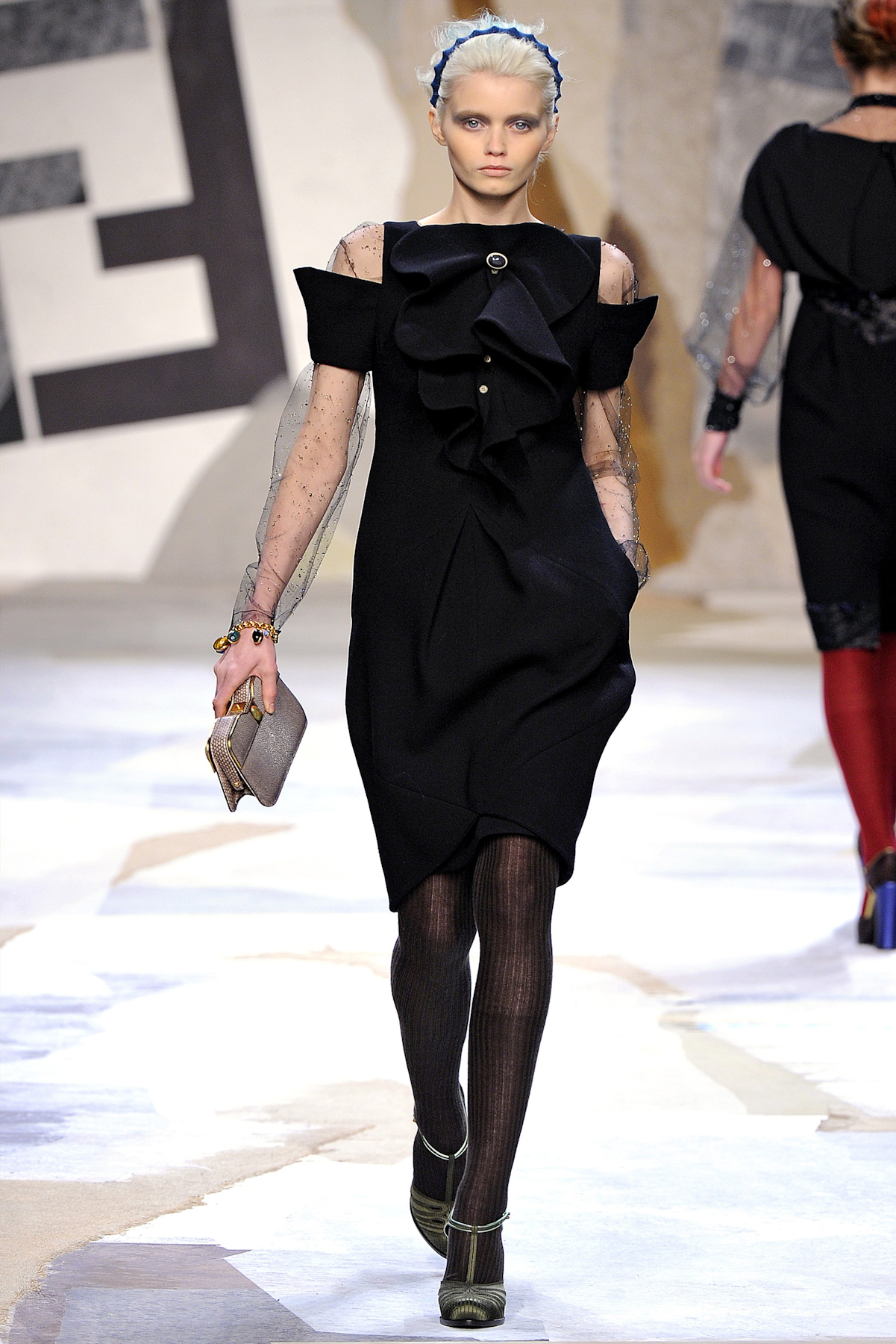 desfiles-fendi-milaoinverno2011rtw-138