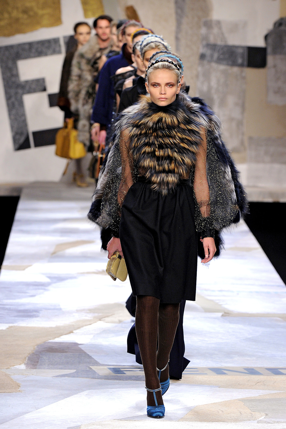 desfiles-fendi-milaoinverno2011rtw-140
