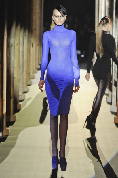 desfiles-mugler-parisinverno2011rtw-141
