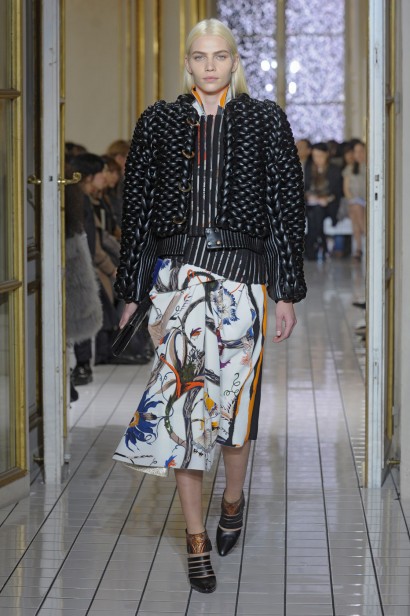 desfiles-balenciaga-parisinverno2011rtw-123