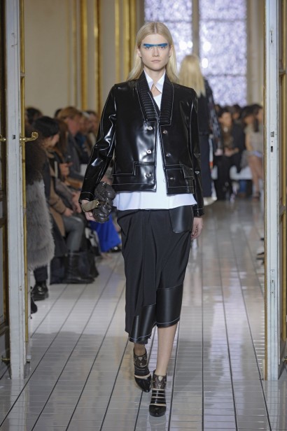 desfiles-balenciaga-parisinverno2011rtw-127