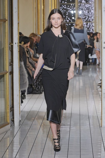 desfiles-balenciaga-parisinverno2011rtw-137