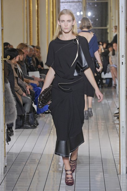 desfiles-balenciaga-parisinverno2011rtw-138