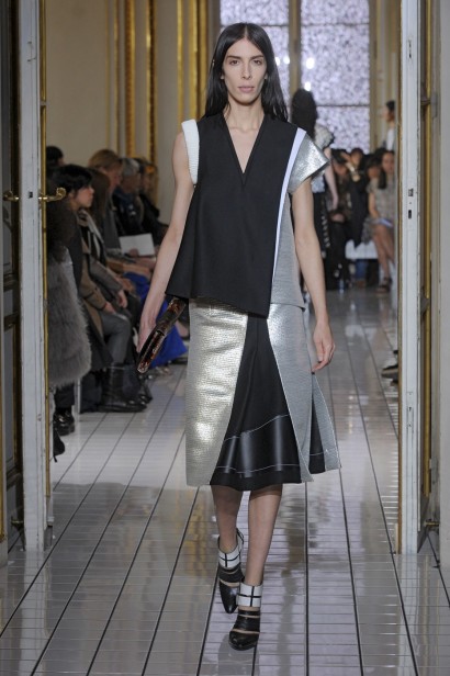 desfiles-balenciaga-parisinverno2011rtw-148