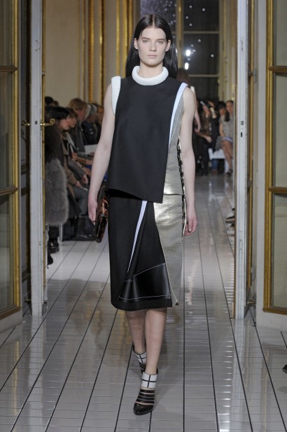 desfiles-balenciaga-parisinverno2011rtw-149