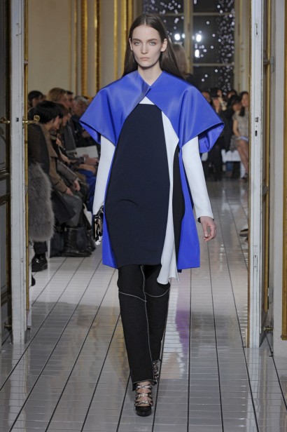 desfiles-balenciaga-parisinverno2011rtw-156