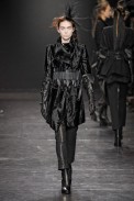 desfiles-anndemeulemeester-parisinverno2011rtw-129