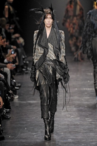 desfiles-anndemeulemeester-parisinverno2011rtw-139