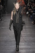 desfiles-anndemeulemeester-parisinverno2011rtw-140