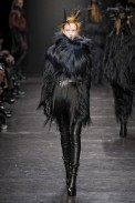 desfiles-anndemeulemeester-parisinverno2011rtw-141