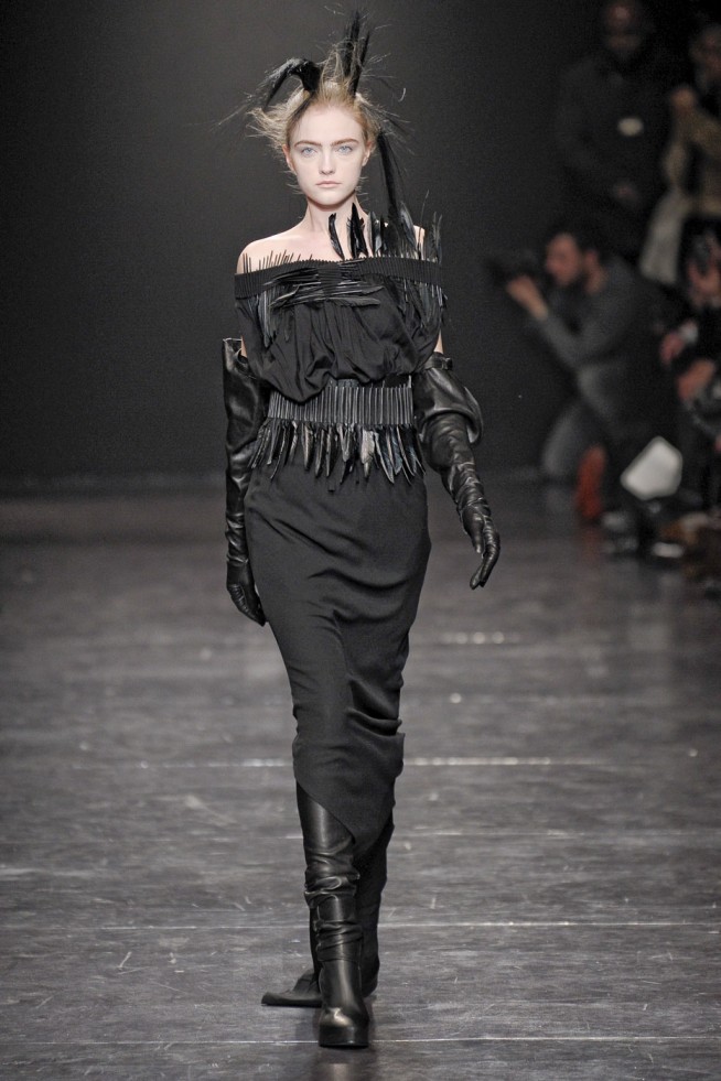 desfiles-anndemeulemeester-parisinverno2011rtw-151