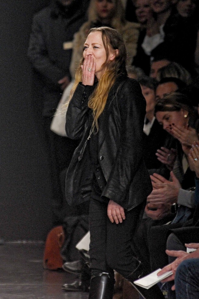 desfiles-anndemeulemeester-parisinverno2011rtw-153