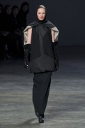 desfiles-rickowens-parisinverno2011rtw-103