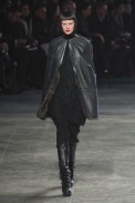 desfiles-rickowens-parisinverno2011rtw-110